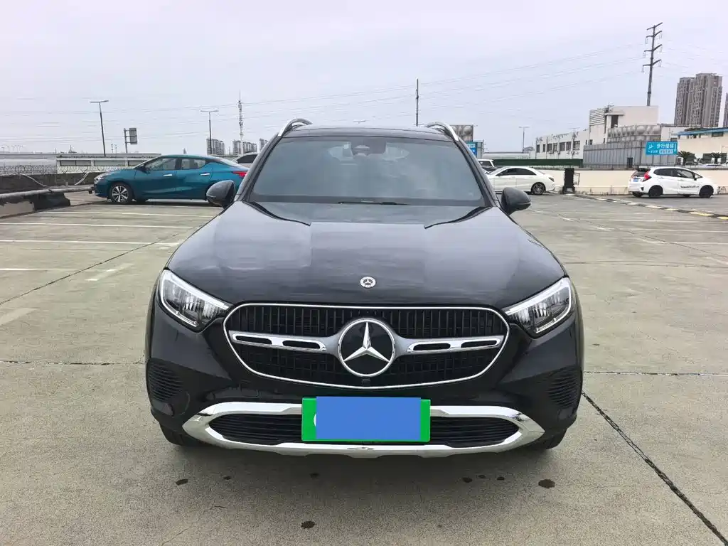 Mercedes-Benz GLC 2024 GLC 260 L 4MATIC 5 мест