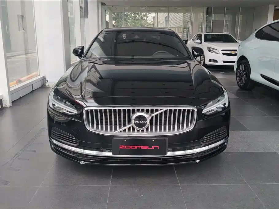 Volvo S90 2020 T8 E Luxury