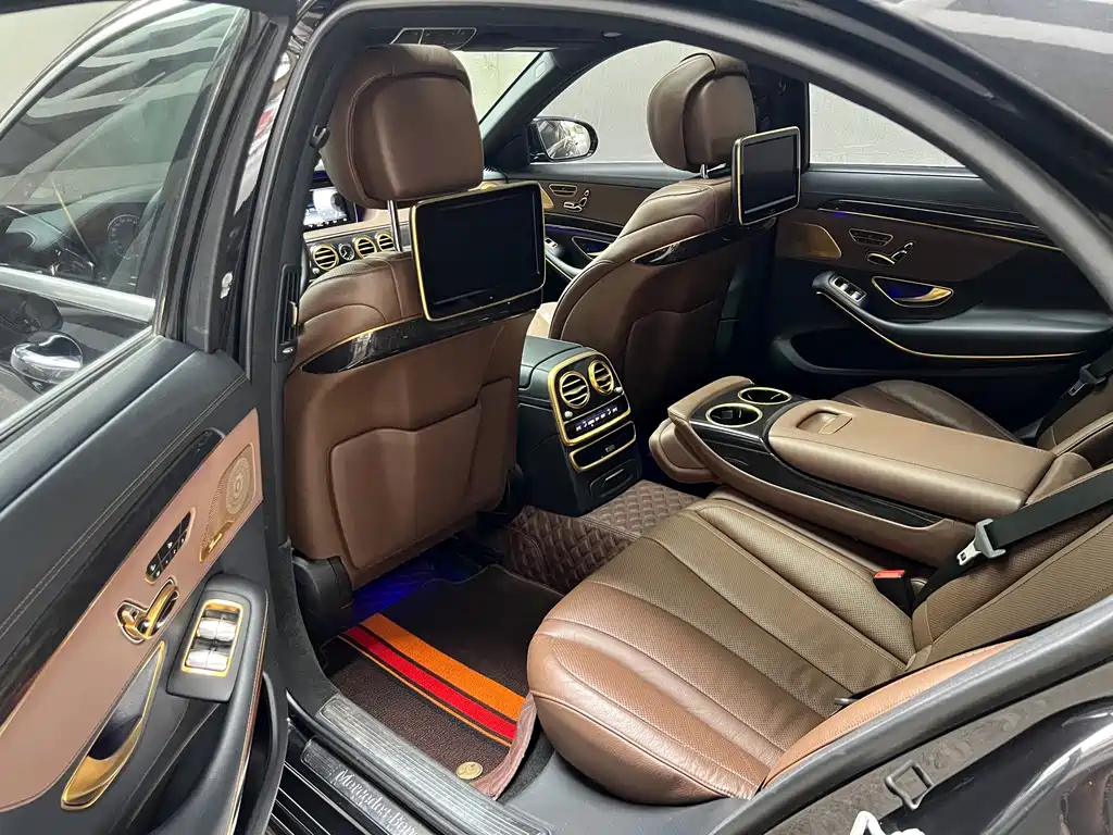 Mercedes-Benz S-Class — миниатюра 8
