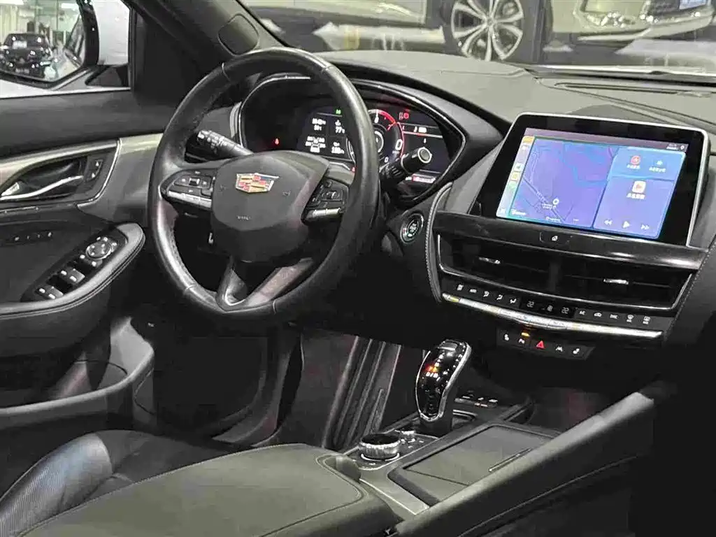 Cadillac CT5 — миниатюра 8