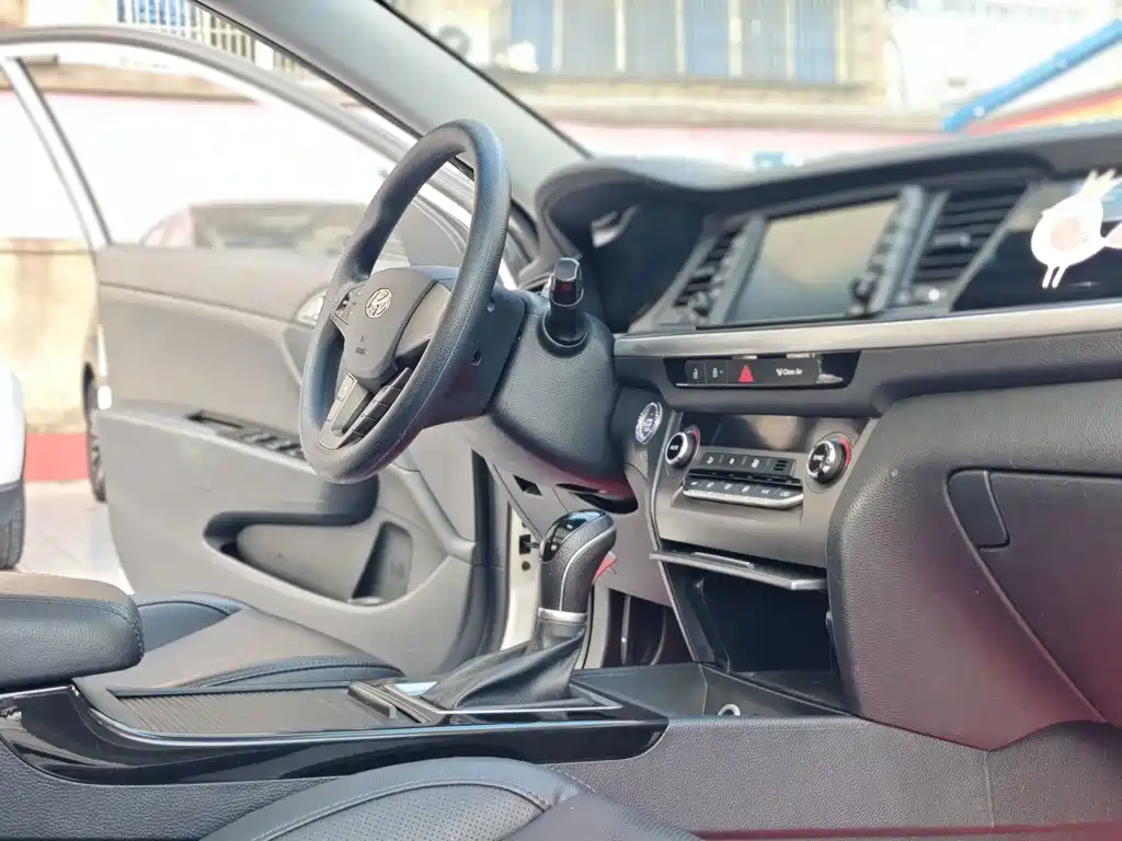 Hyundai Mistra — миниатюра 11