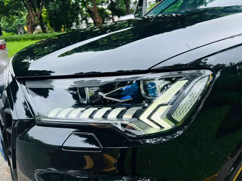 Audi Q7 — миниатюра 26