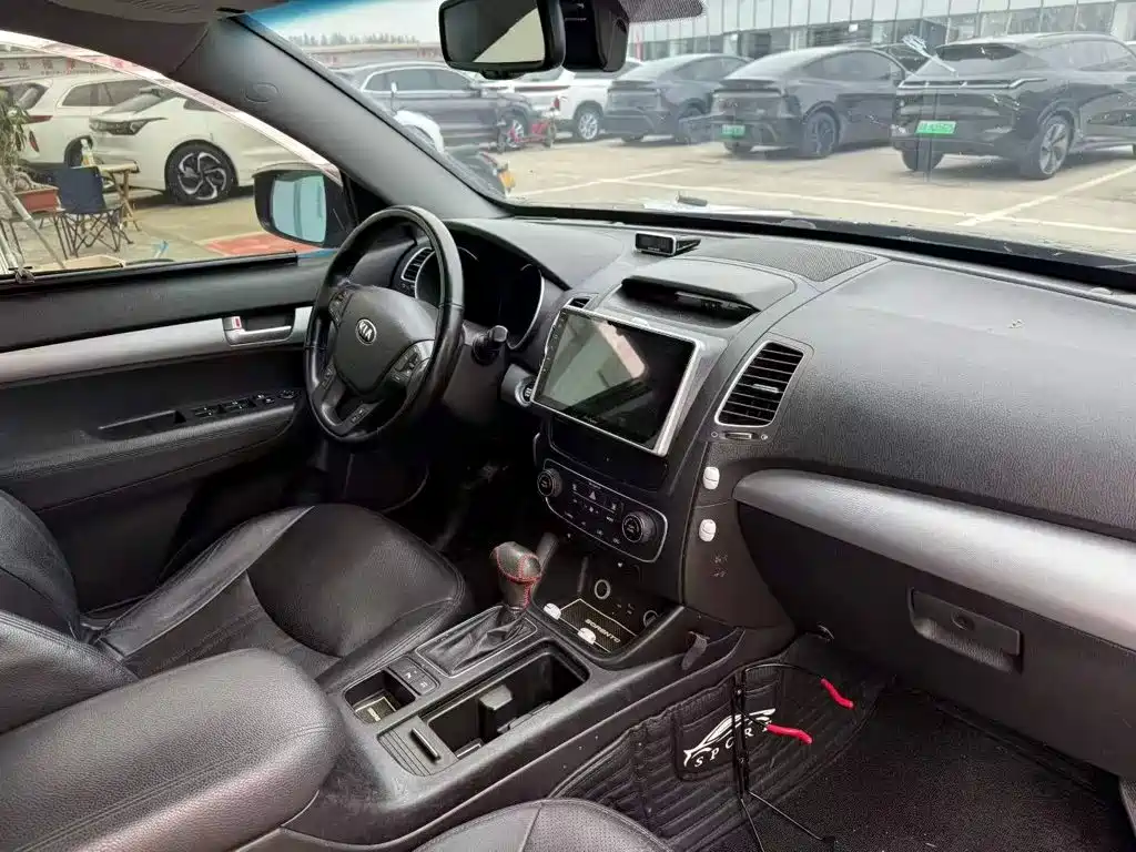 Kia Sorento — миниатюра 5