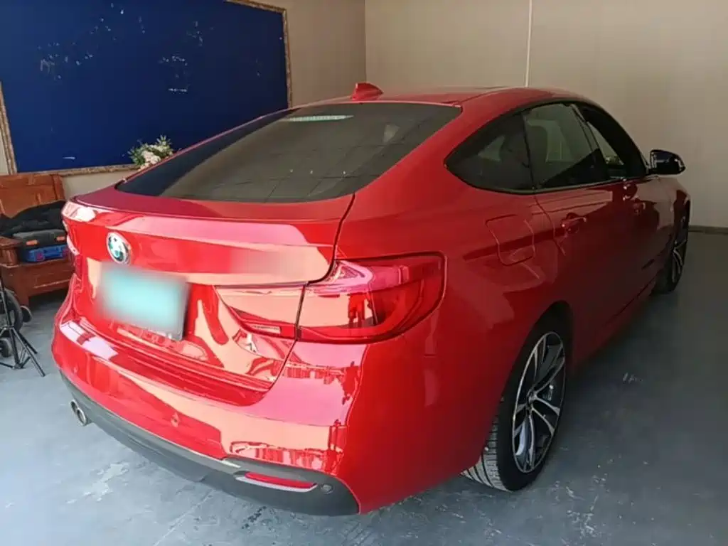 BMW 3 Series GT 3 GT 2018 320i M Sport