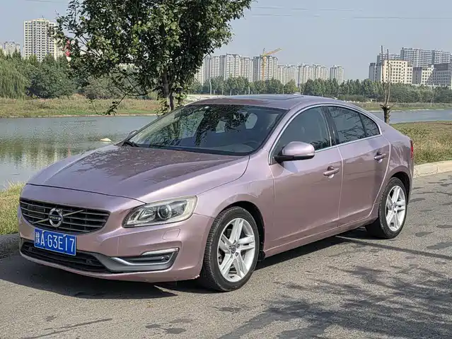 Volvo S60