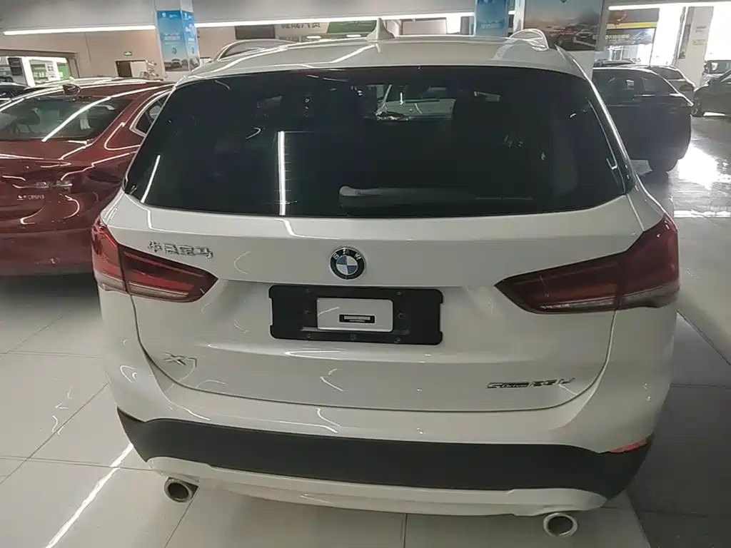 BMW X1 — миниатюра 6