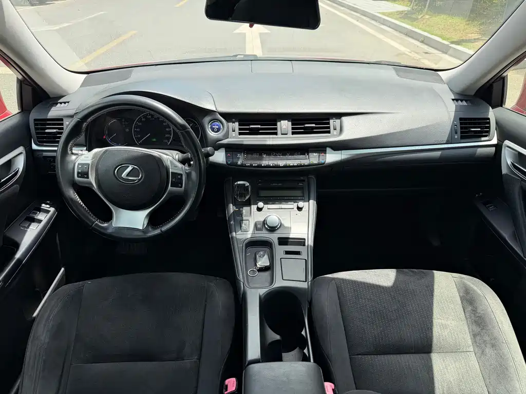 Lexus CT 2013 CT200h Elite