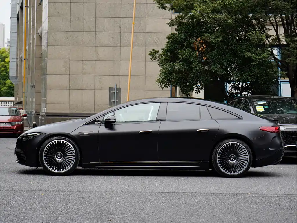 Mercedes-Benz EQS AMG — миниатюра 3