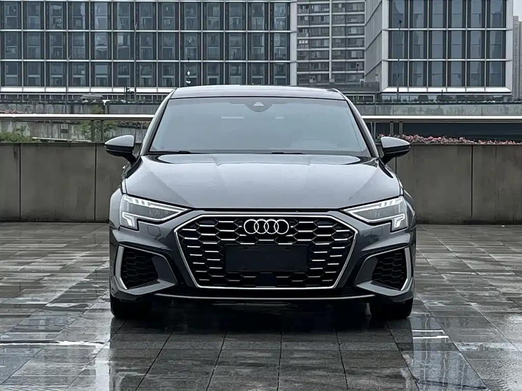 Audi A3 2021 Sportback 35 TFSI Fashion Sport
