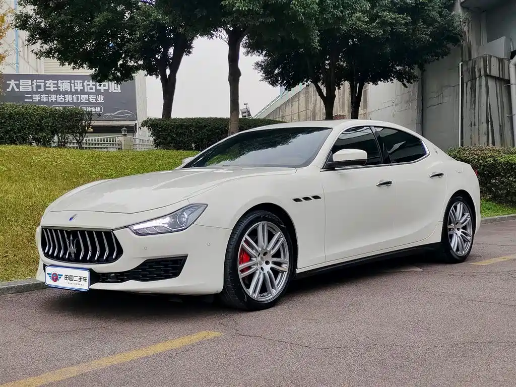 MASERATI GHIBLI