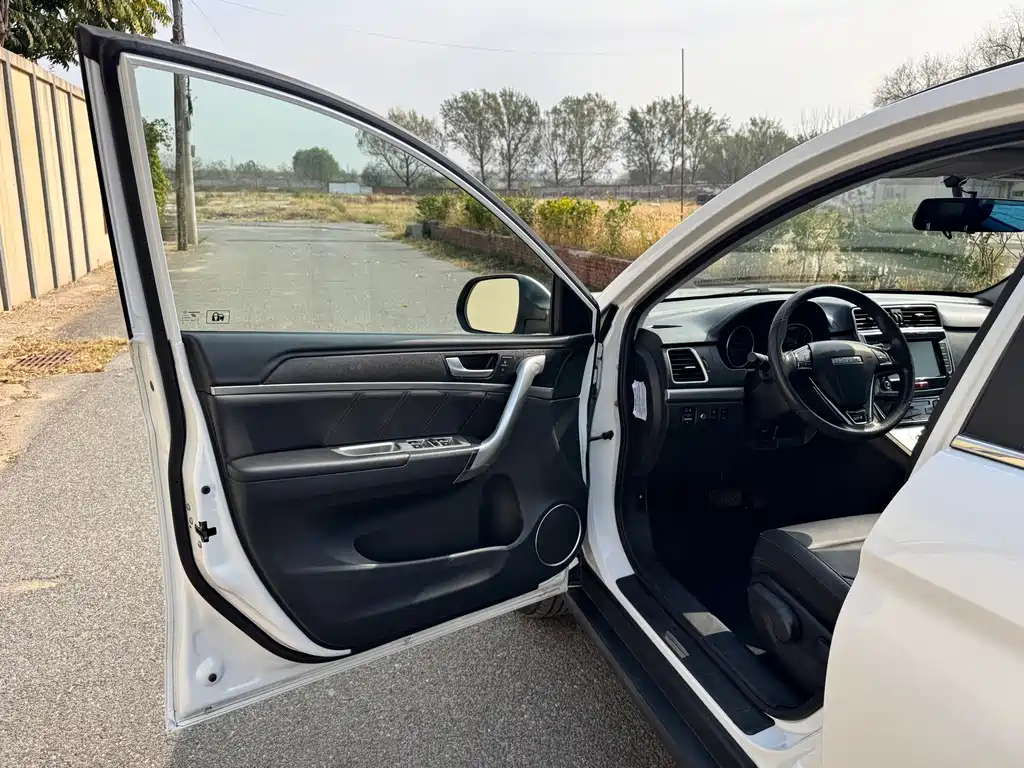 Haval M6 — миниатюра 13