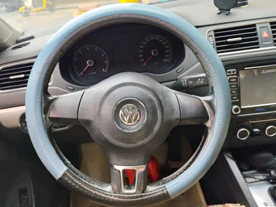 Volkswagen Sagitar — миниатюра 15