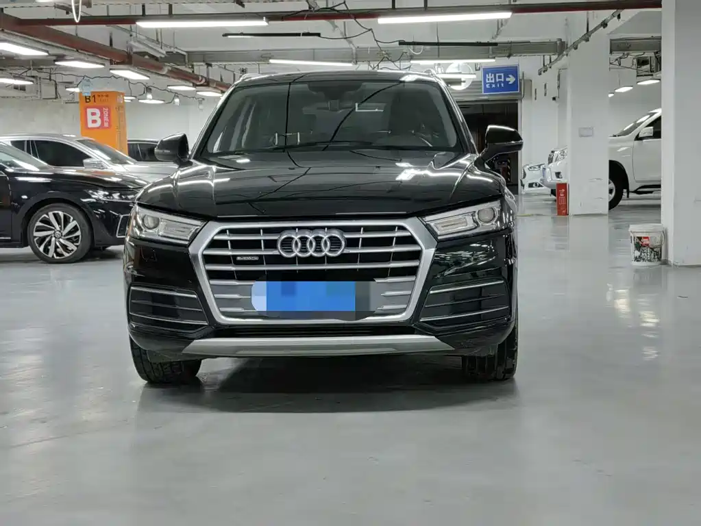Audi Q5L — миниатюра 2