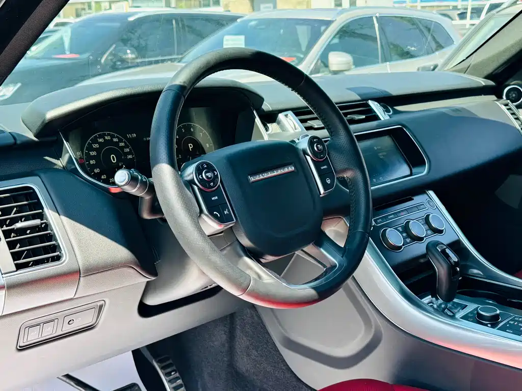 Land Rover Range Rover Sport 2017 3.0 SC V6 HSE DYNAMIC