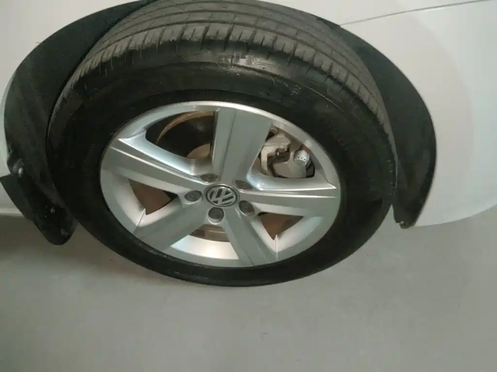 Volkswagen Golf — миниатюра 24