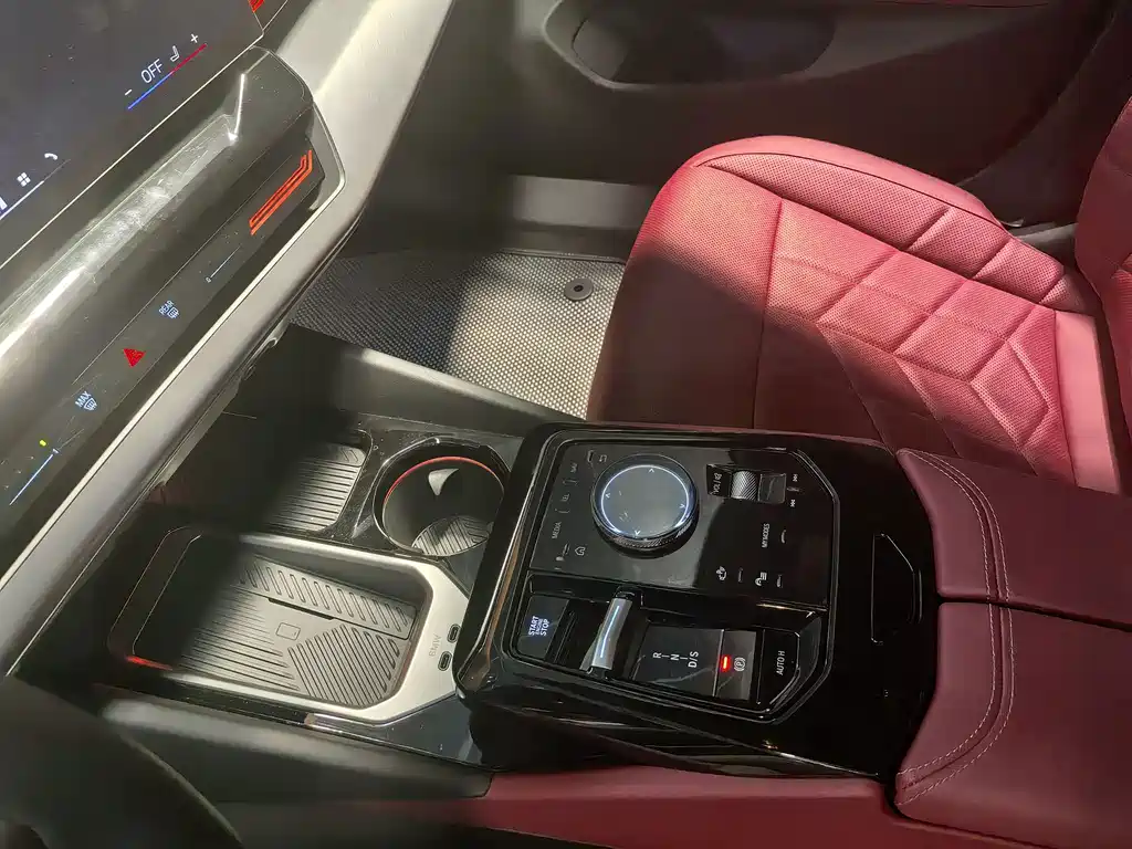BMW 5 Series — миниатюра 5