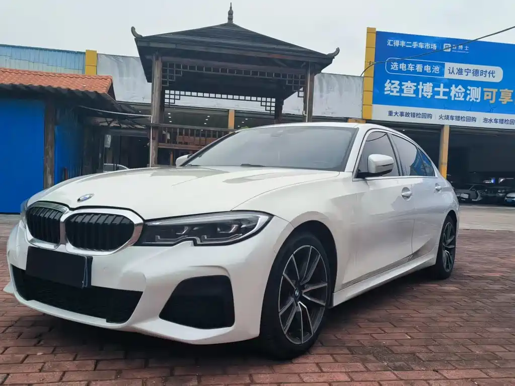 BMW 3 Series 2021