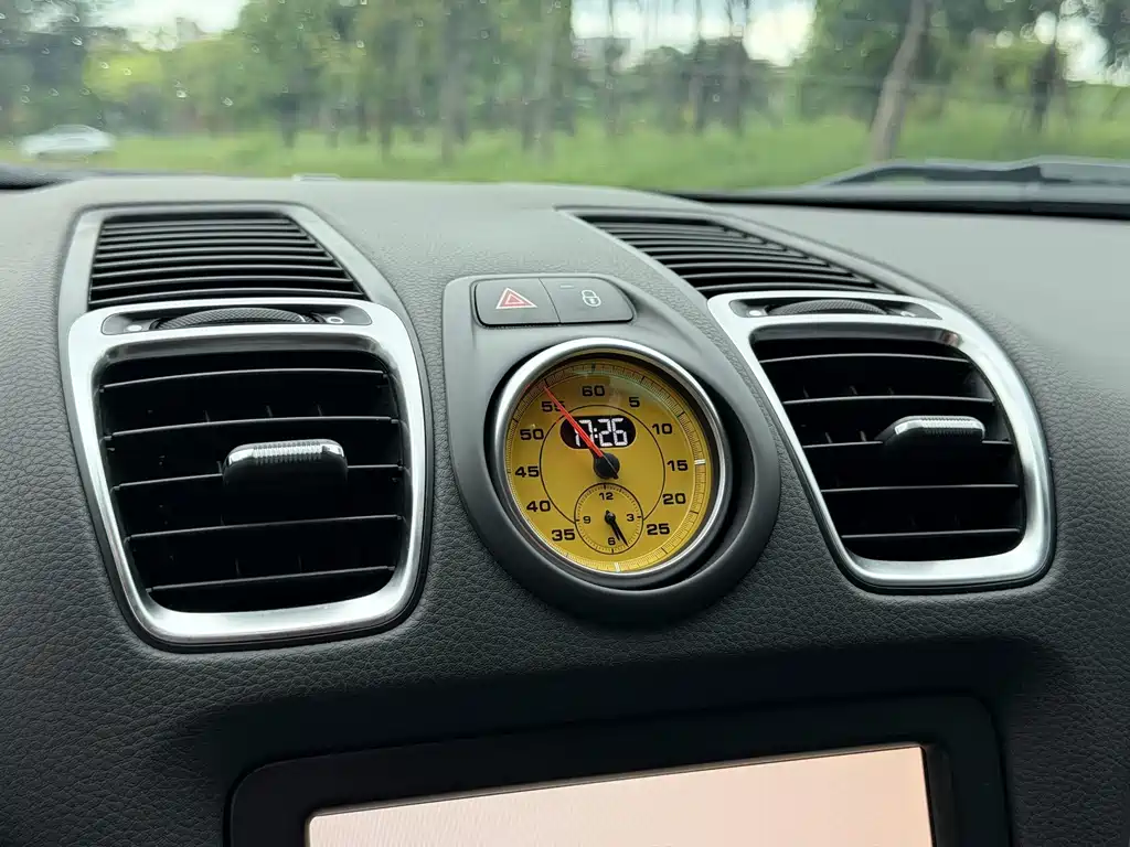 Porsche Cayman — миниатюра 16
