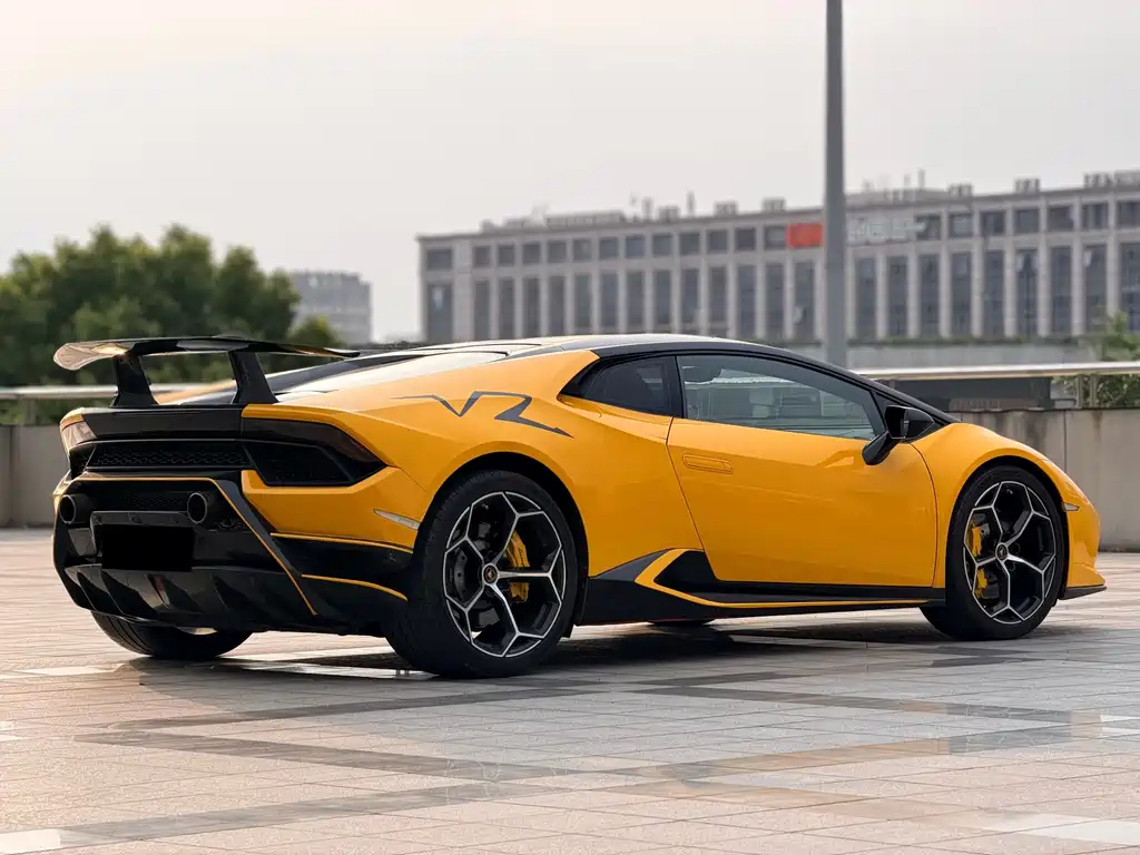 Lamborghini Huracán — миниатюра 7