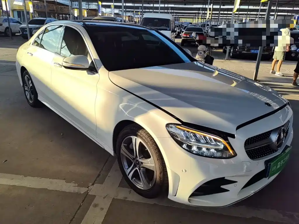 Mercedes-Benz C-Class — миниатюра 4