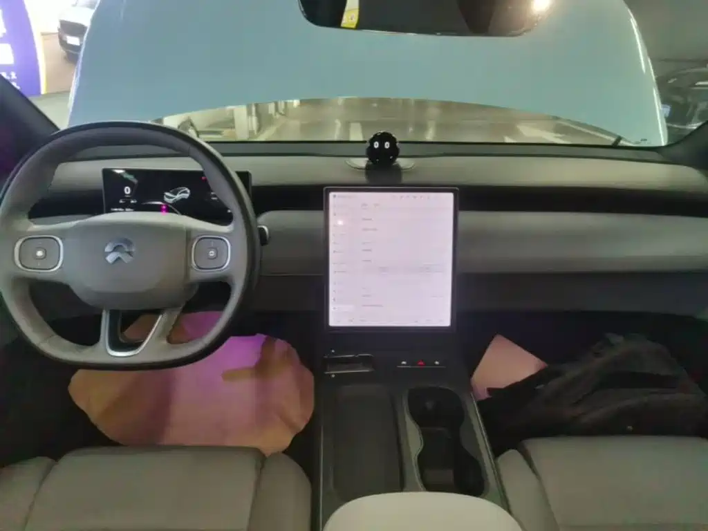 NIO ET5 — миниатюра 13