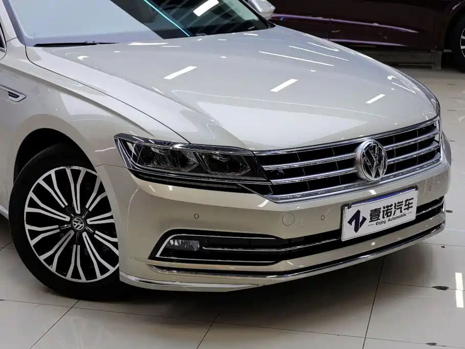 Volkswagen Phideon — миниатюра 11