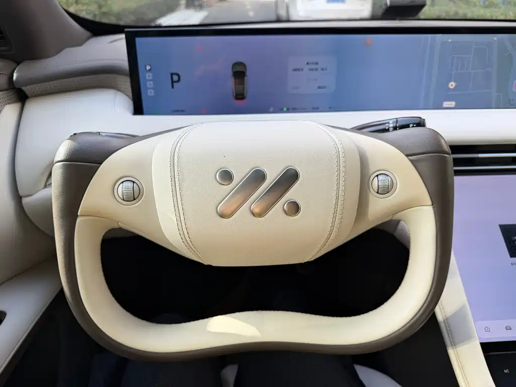 ZHIJI AUTOMOBILE ZHIJI LS7