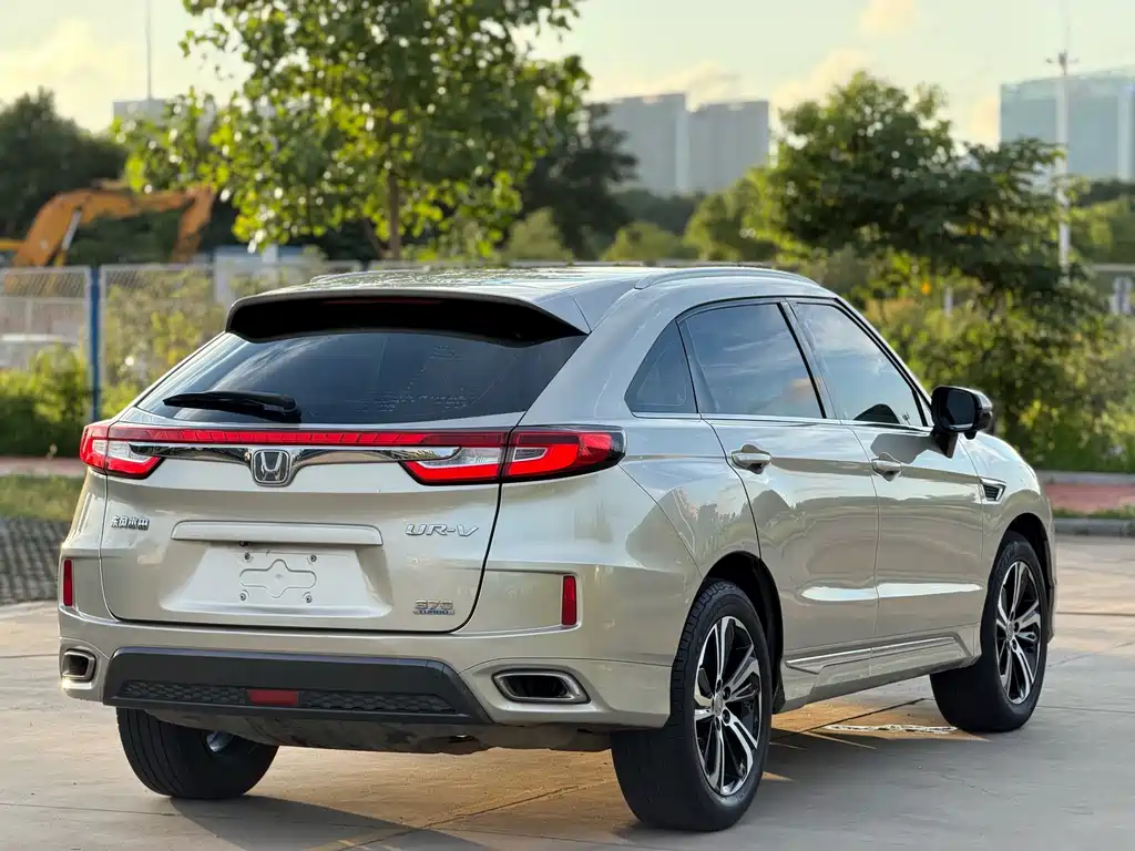 Honda UR-V 2017 370TURBO Luxury V