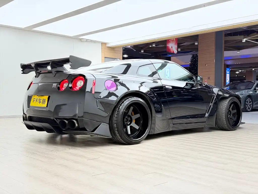 Nissan GT-R 2010 3.8T Premium Edition