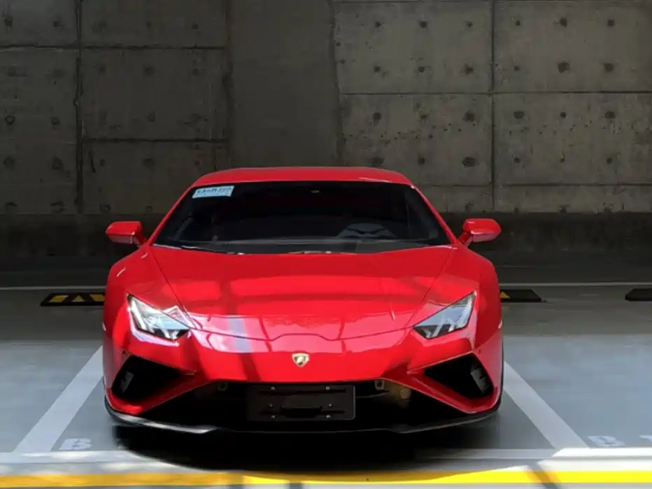 Lamborghini Huracán 2021