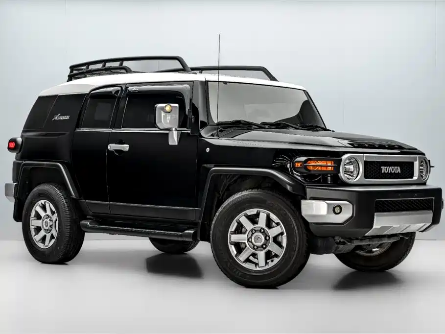 Toyota FJ Cruiser — миниатюра 3