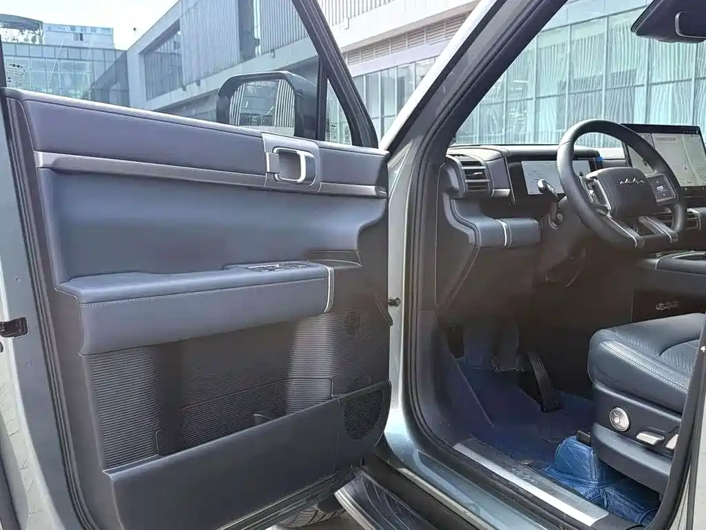 Fangchengbao Leopard 7 7 2025 190KM Ultra