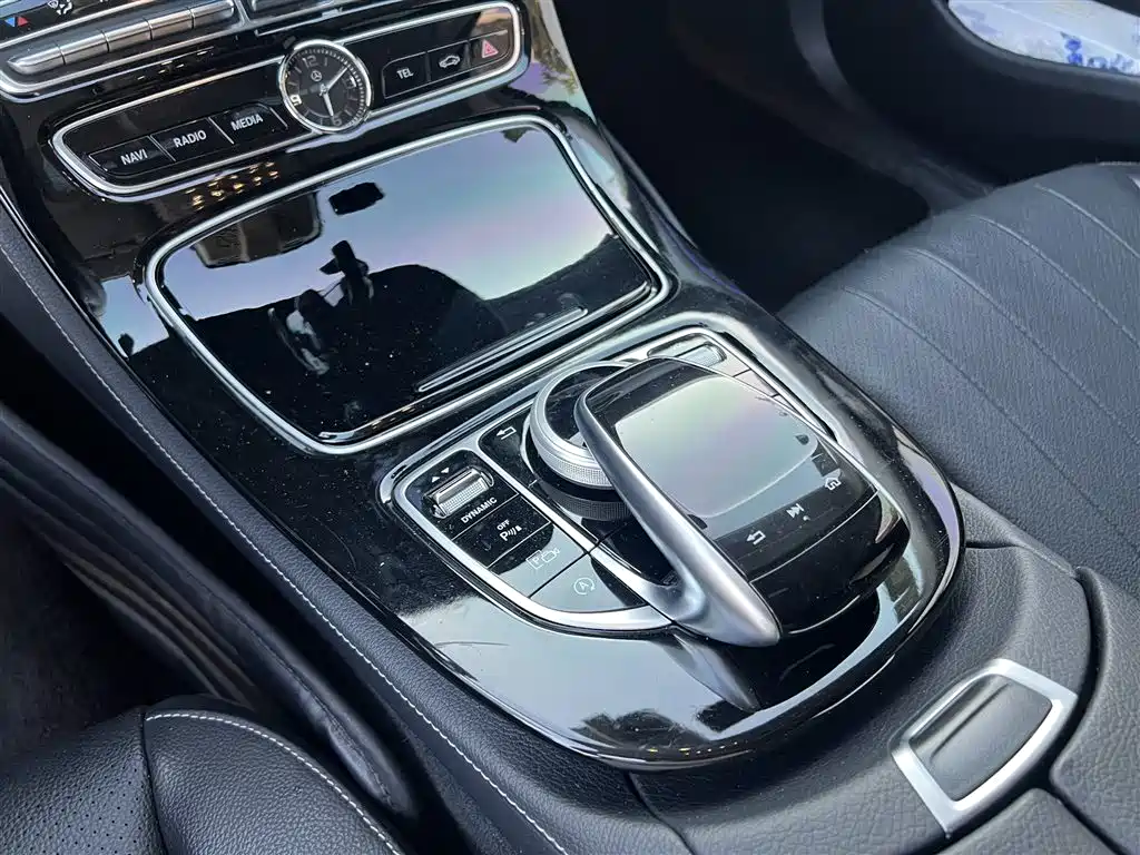 Mercedes-Benz E-Class E 2016 E 300 L Fashion
