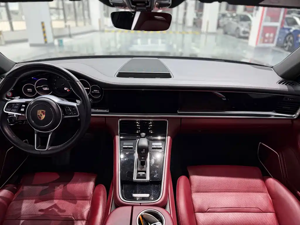 Porsche Panamera — миниатюра 8