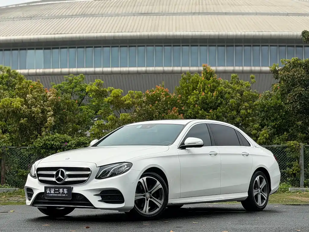 Mercedes-Benz E-Class 2016
