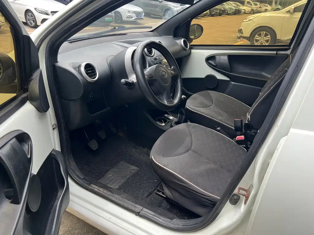 BYD F0 — миниатюра 7