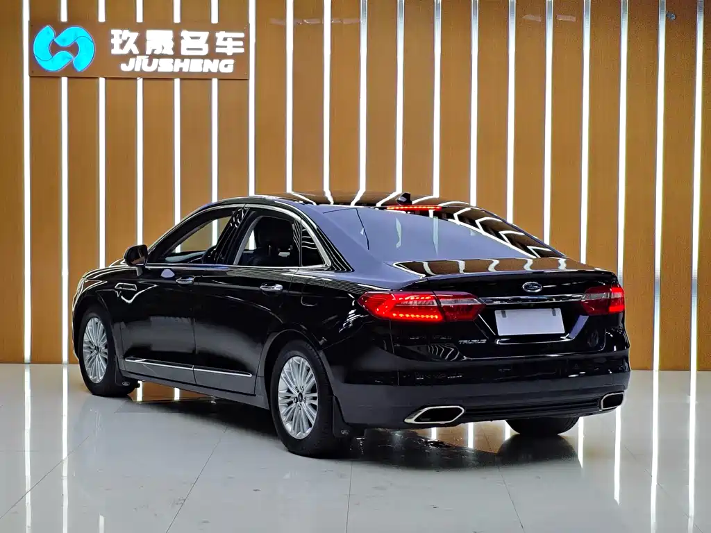 Ford Taurus 2017 EcoBoost 245 Fashion