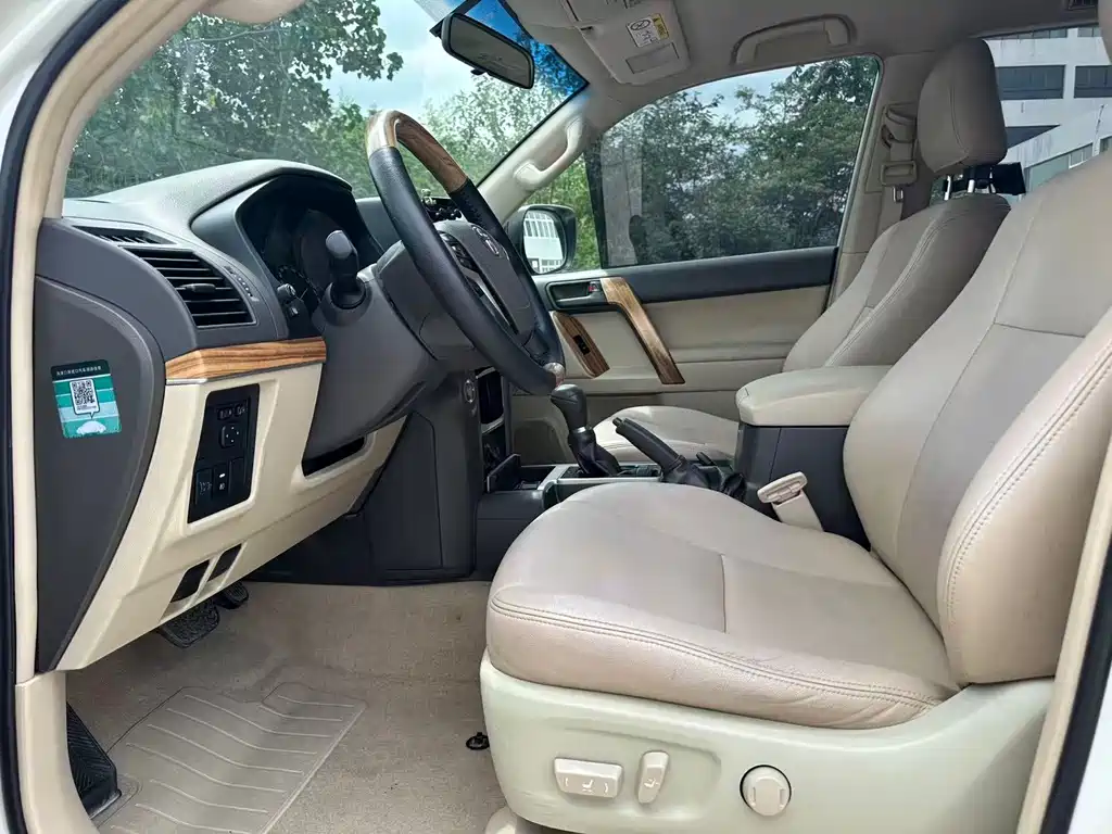 Toyota Prado (Import) — миниатюра 6