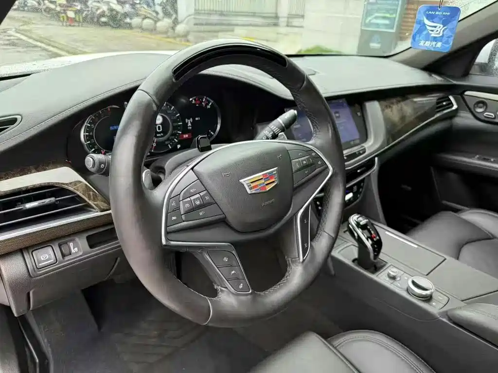 Cadillac CT6 — миниатюра 7