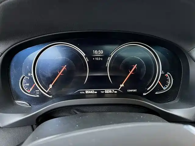 BMW X3 — миниатюра 10