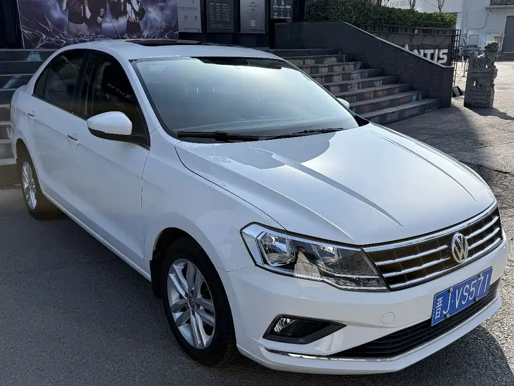 Volkswagen Jetta — миниатюра 3