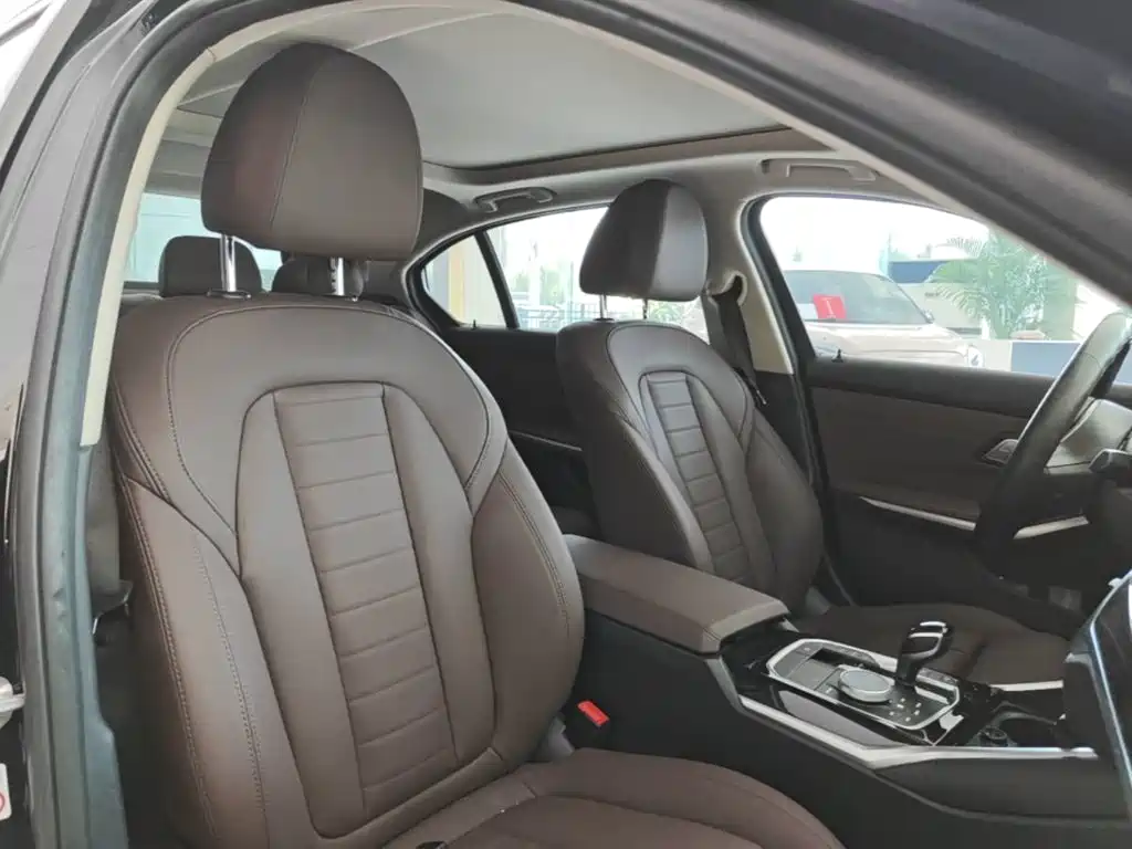 BMW 3 Series — миниатюра 25