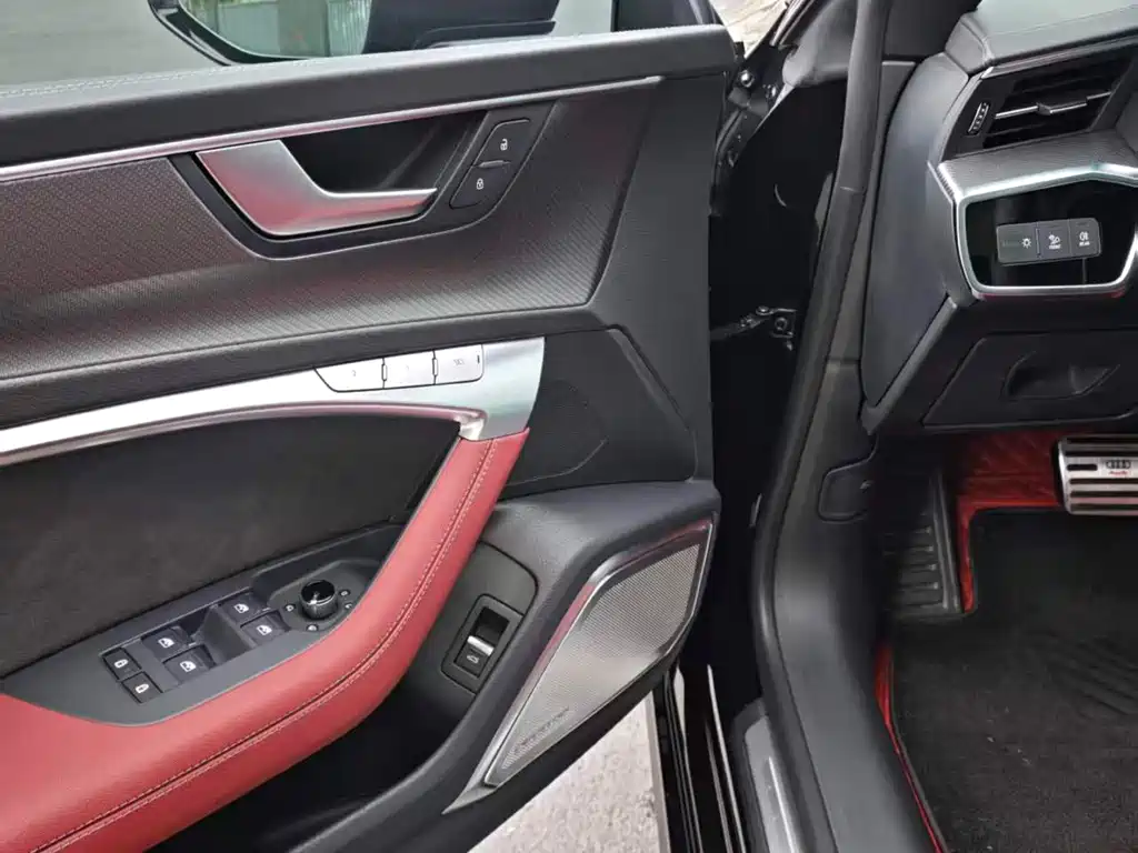 Audi A7L 2024 45 TFSI quattro S-line