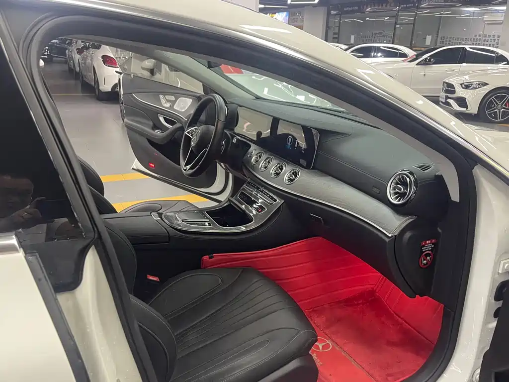 Mercedes-Benz CLS — миниатюра 4