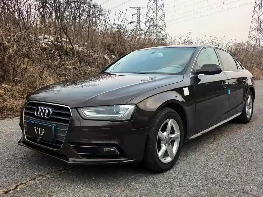 Audi A4L 2015