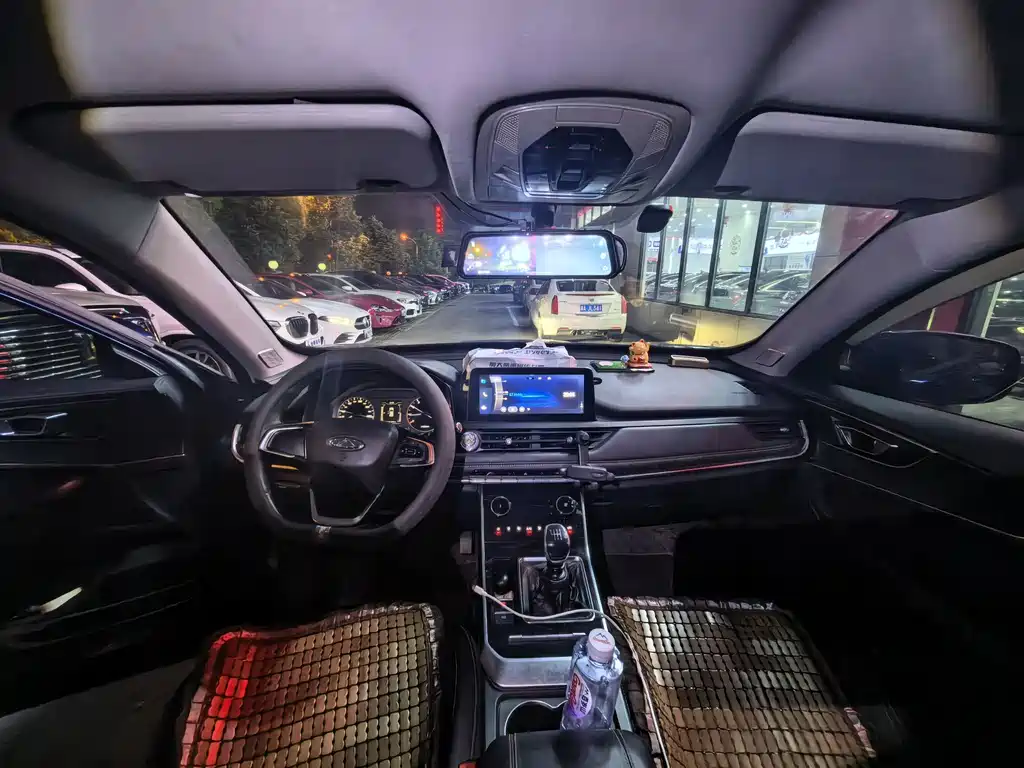 Chery Tiggo 8 — миниатюра 4