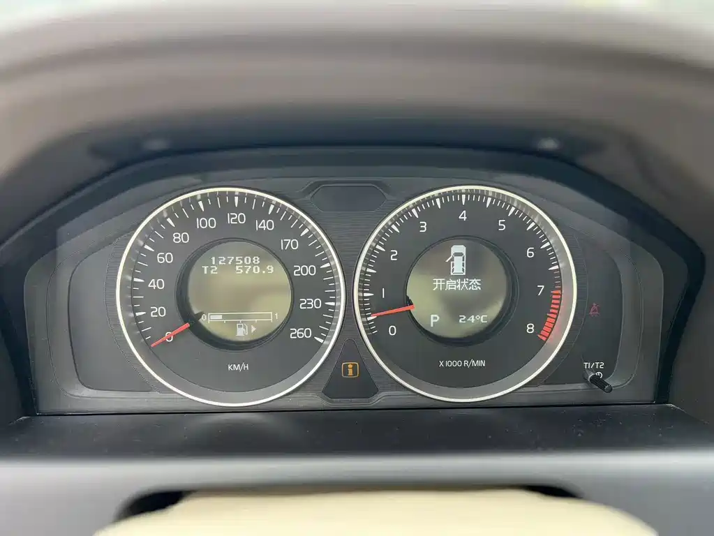 Volvo XC60 (Import) — миниатюра 7