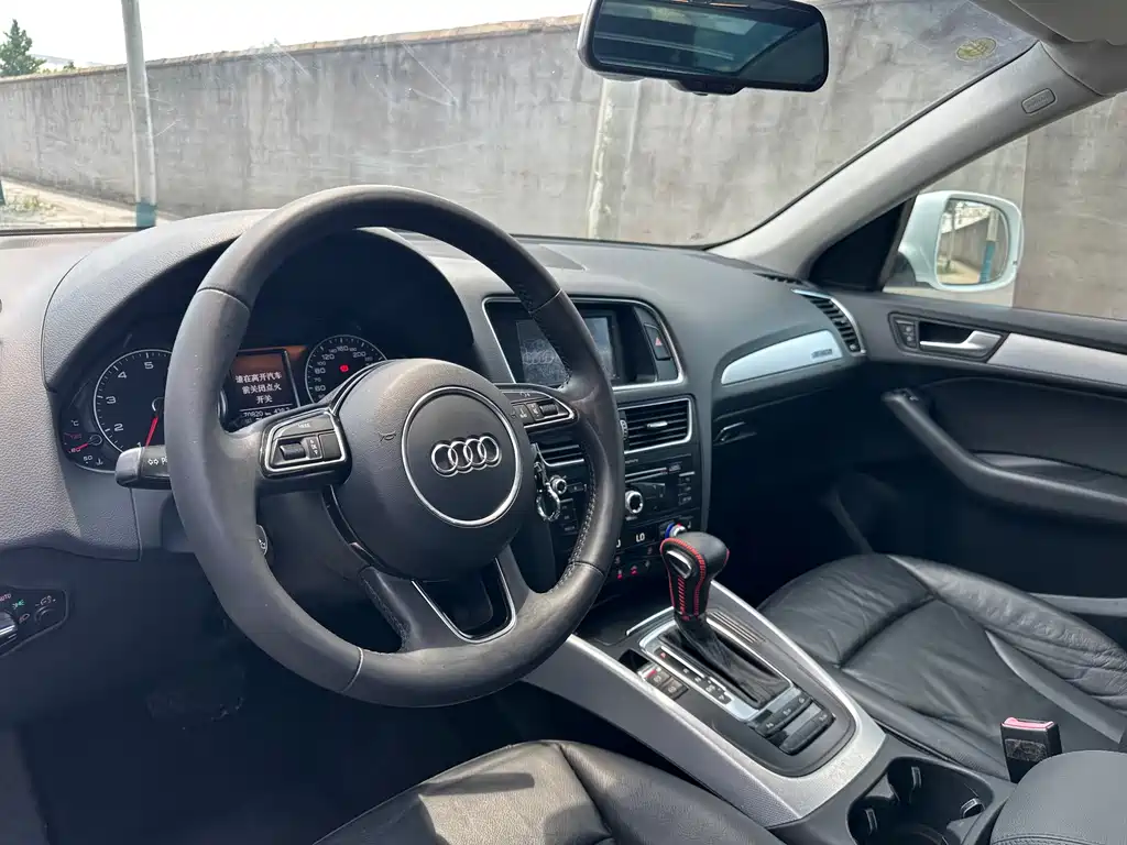 Audi Q5 — миниатюра 11