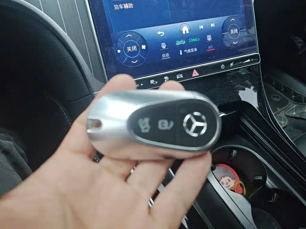 Mercedes-Benz C-Class New Energy — миниатюра 9
