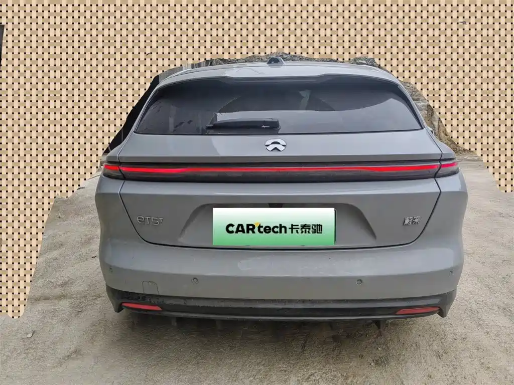 NIO NIO ET5T